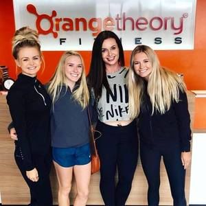 Meet your Posher, Jillian